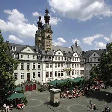 Direkt An Rhein Und Mosel *